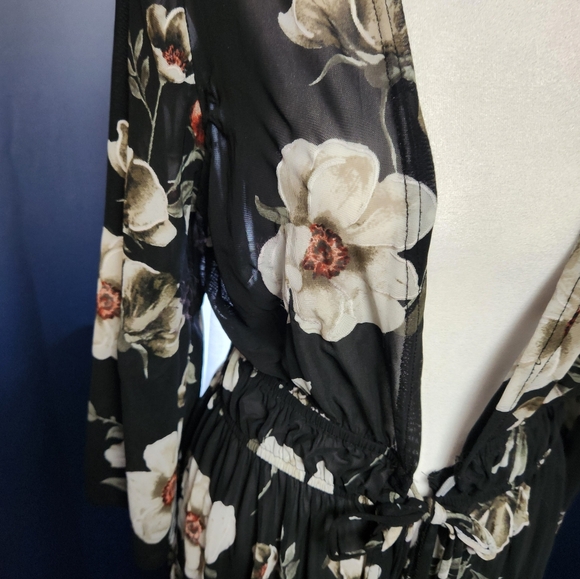 Rayon cover up/ dress - Picture 7 of 8